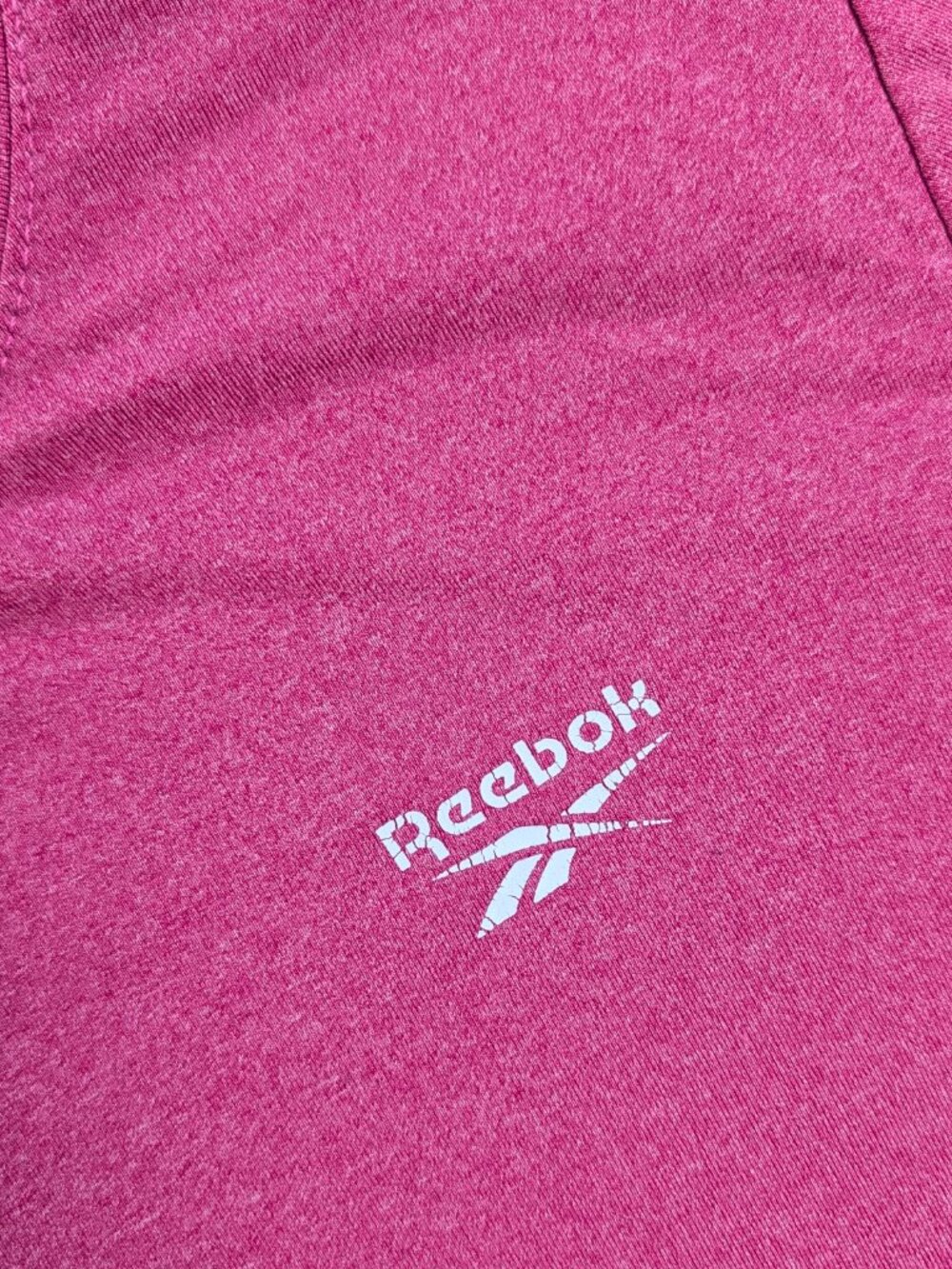 VGUC Reebok magenta tee with front knot youth XL 12 - Picture 2 of 3